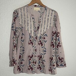 The Territory Ahead Maroon Floral Lace Bib Button Front Tunic Top Women’s Medium